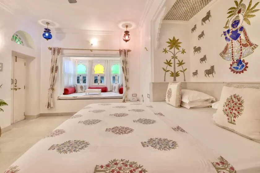 Jagat Niwas Palace Rooms