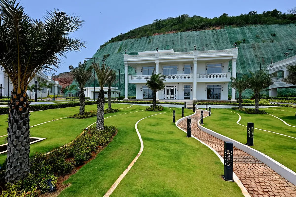 Rushikonda Palace - The Most Controversial Residence